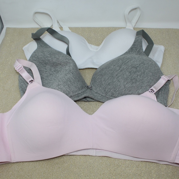 Other - Lot of Size 38C Bras Warners Bali
